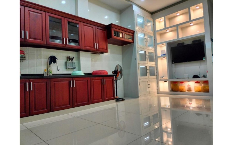 SIÊU PHẨM MẶT TIỀN  kinh doanh 3 tầng khu Kiến Thiết P Hiệp Phú  Tp Thủ Đức  170m2 chỉ 16tỷ TL